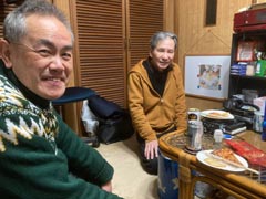 ������z�X�g�𖱂߂����B�����ĉ��H�Q���������C�^�[�㓡