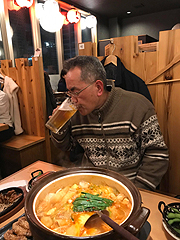 �h���ɑς����˂ăr�[������C���݂���H�㓡