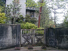 �����t�@�����K���W���P�b�g�ʐ^�̏ꏊ... (2002.4�B�e)