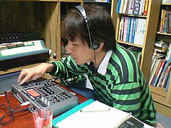 �v���f���[�T�[�Ƃ��Ă̘r���܂��܂��グ�A�q�t�f�̕K�E�A�����W���[�����ɂ���I (���{���ŐV�̌g�ѓd�b�ɂĎB�e)