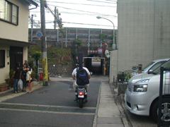 �������ʂ��H�@�o�C�N�ő��苎��X��...