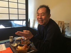 �R�Ȃ̃V�`���[�̂��X�A���̒r�Ő▭�g�[�N���J��L���鉜��...