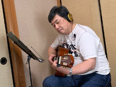 �C�����̃o�b�L���O�𒮂�����X��...